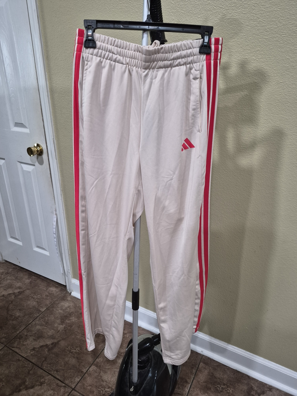 Adidas Women's 3S Fashion Cream w/ Red Stripe Athletic Track Pants Size M